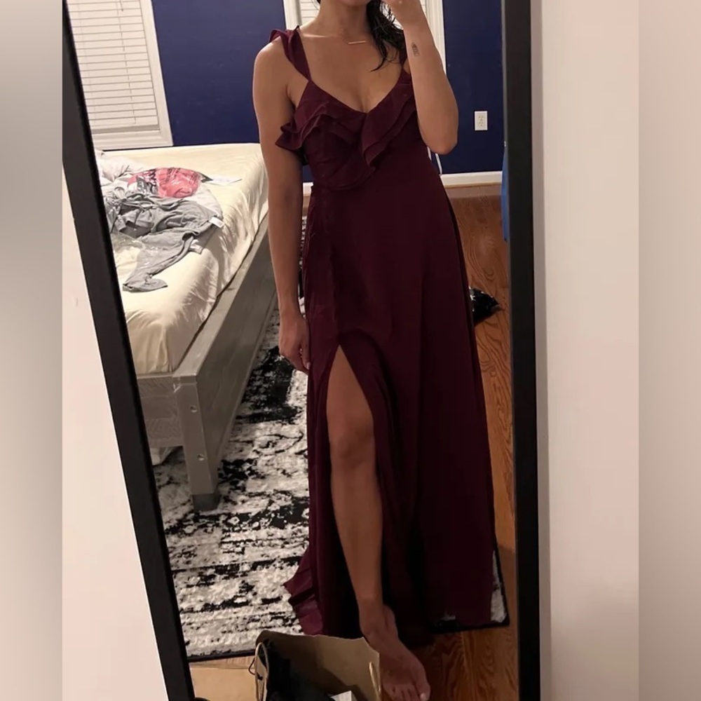 NWOT Lulus Adoring Glances Burgundy Ruffled Maxi Dress - Picture 9 of 10